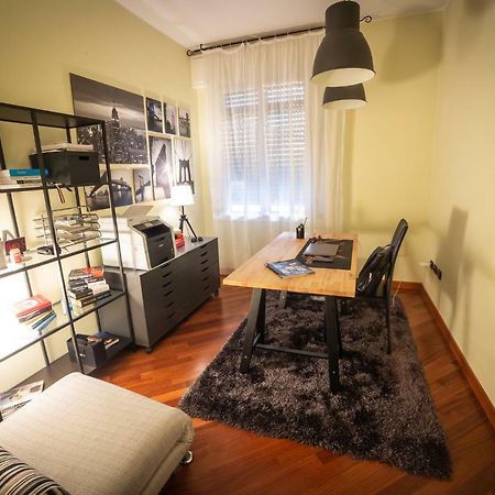 Apartament Cinematic Modern Flat, 100 Mt Da Ospedale Rawenna Zewnętrze zdjęcie